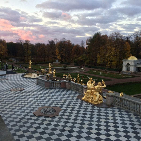 Photo taken at Новый Петергоф / New Peterhof by Denis S. on 10/22/2017