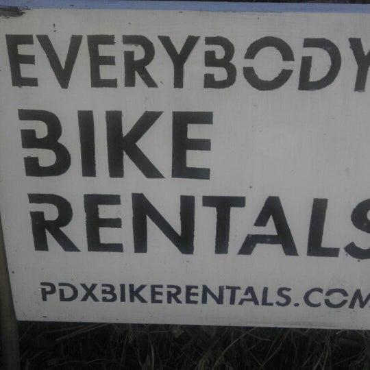 Photo taken at Everybody&#39;s Bike Rentals &amp; Tours by Christiane .. on 9/1/2013
