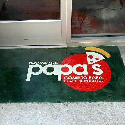 Foto diambil di Papa&#39;s Pizza RVA oleh Papa&#39;s Pizza RVA pada 11/29/2013