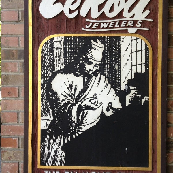 Leroy Jewelers Downtown WA