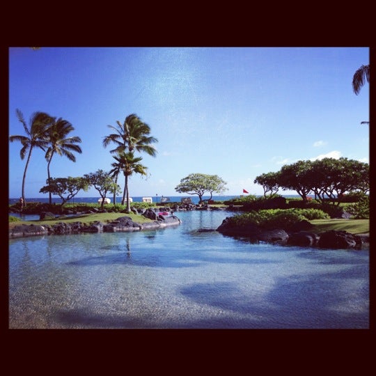Das Foto wurde bei Grand Hyatt Kauai Salt Water Lagoon von Nicole R. am 10/20/2012 aufgenommen