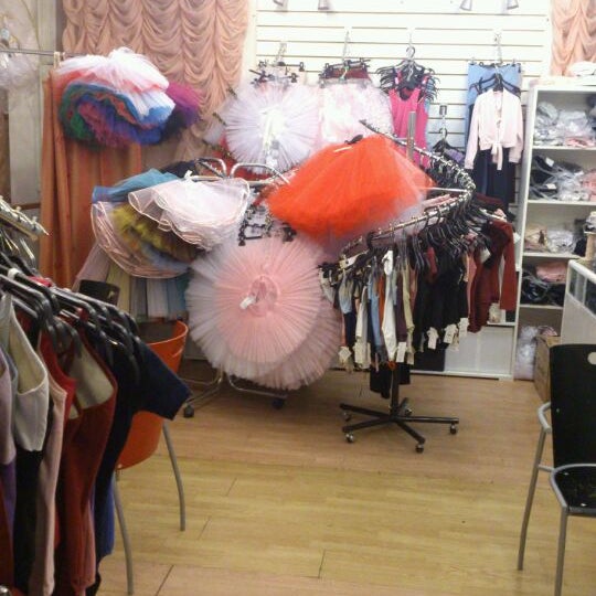 Пуанты sansha. Джазовки санша. Наколенники sansha. Санша армянский пер. Джазовки sansha.