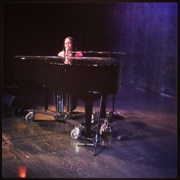 Photo taken at Eddie Owen Presents at Red Clay Theatre by Rhiannon C. on 4/7/2014