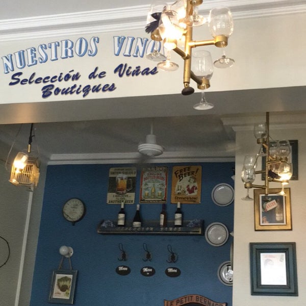 12/6/2015 tarihinde Maggie C.ziyaretçi tarafından Café Bistro de la Barra'de çekilen fotoğraf