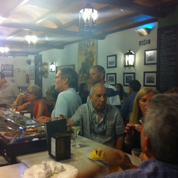 Das Foto wurde bei Restaurante Triana von Richard L. am 7/15/2013 aufgenommen