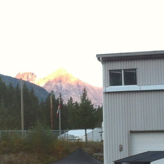 10/3/2012 tarihinde Jim H.ziyaretçi tarafından Glacier Air'de çekilen fotoğraf