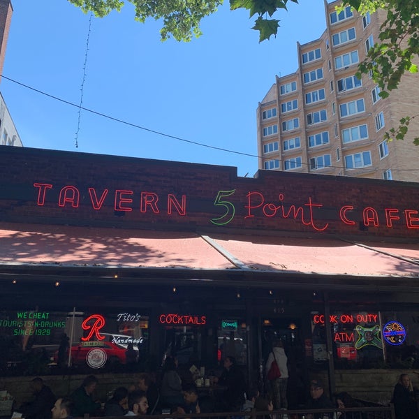 6/8/2019 tarihinde Mark S.ziyaretçi tarafından The 5 Point Cafe'de çekilen fotoğraf