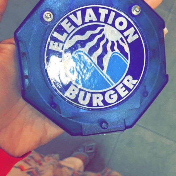 10/8/2017에 Amaleez님이 Elevation Burger에서 찍은 사진