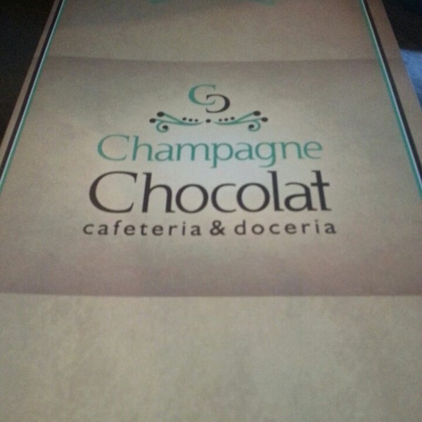 Снимок сделан в Champagne Chocolat Cafeteria &amp; Doceria пользователем Renara A. 4/7/2013
