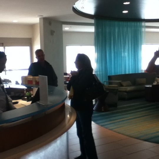 11/4/2012 tarihinde Chad E.ziyaretçi tarafından SpringHill Suites by Marriott Fairfax Fair Oaks'de çekilen fotoğraf