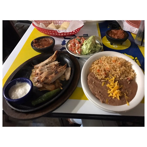 Photo taken at El Real Tex-Mex Cafe by nigini e. on 4/14/2017