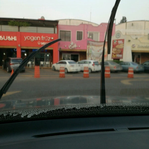 Plaza Los Encinos Centro comercial