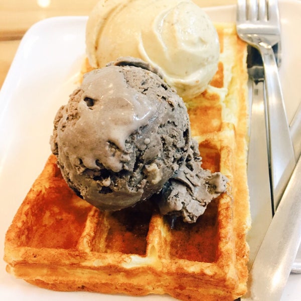 Foto tirada no(a) Merely Ice Cream por Cheyenne em 9/25/2015