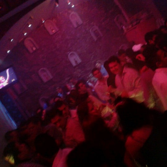9/14/2012에 Enoch S.님이 La Condesa Bar &amp; Club에서 찍은 사진