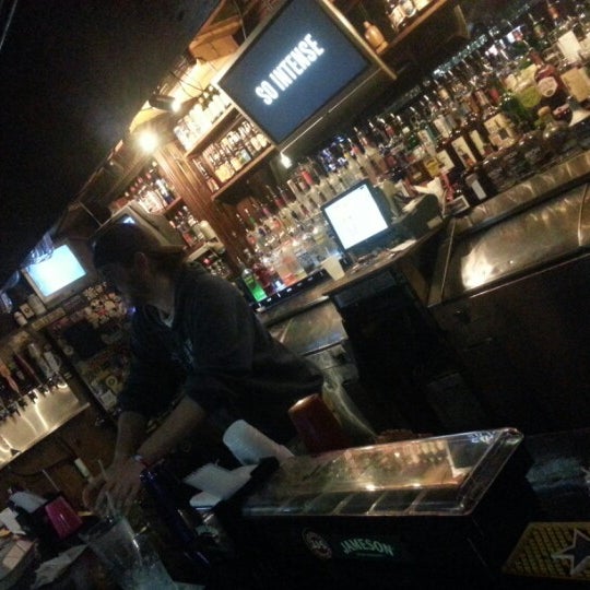 10/11/2012にMax A.がThe Mousetrap Bar &amp; Grillで撮った写真