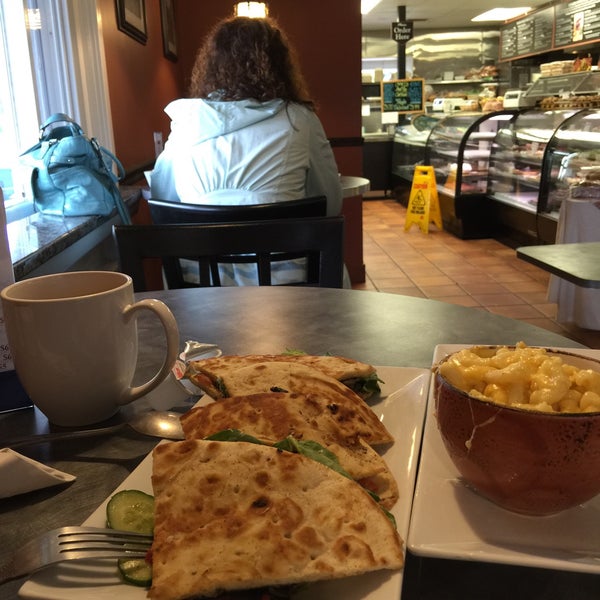 River's Edge Cafe and Bakery Bistro