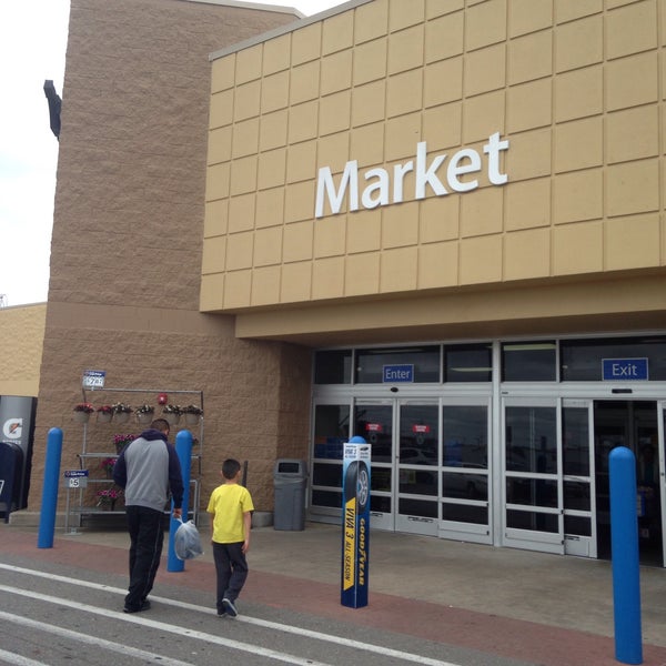 Walmart Supercenter 6 tips from 376 visitors
