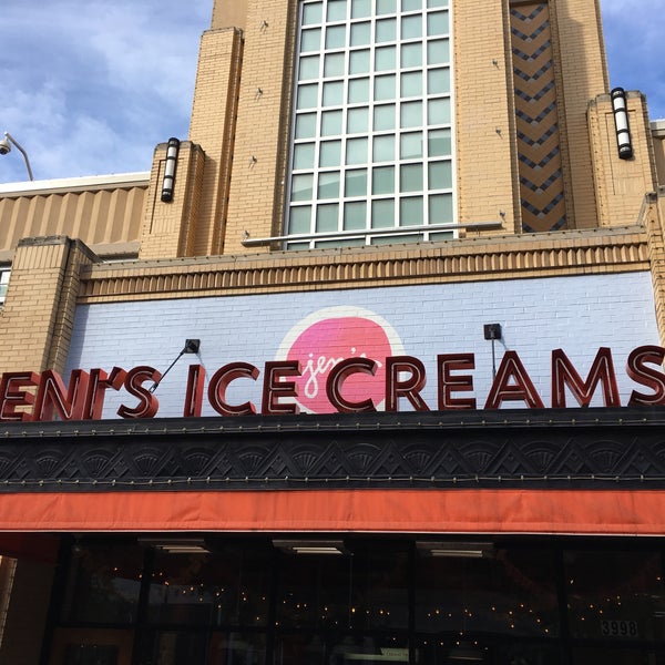 10/22/2017에 Ian R.님이 Jeni&#39;s Splendid Ice Creams에서 찍은 사진