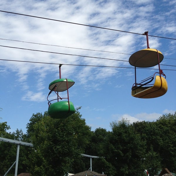 Das Foto wurde bei Dutch Wonderland von Evan K. am 6/28/2013 aufgenommen