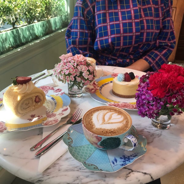 4/27/2018 tarihinde Esra F.ziyaretçi tarafından Miss Delicious Bakery'de çekilen fotoğraf