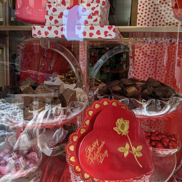 Lee Sims Chocolates McGinley Square 5 tips from 81 visitors