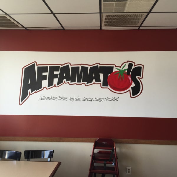 Photo taken at Affamato&#39;s Pizza &amp; Italian Restaurant by Jacob E. on 1/2/2015