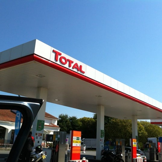 Photo taken at Station service Total by Thibaud d. on 9/22/2012