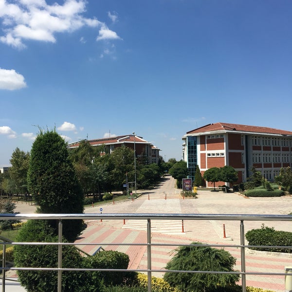 Photo taken at Fatih Üniversitesi by Elif Seda on 8/17/2016