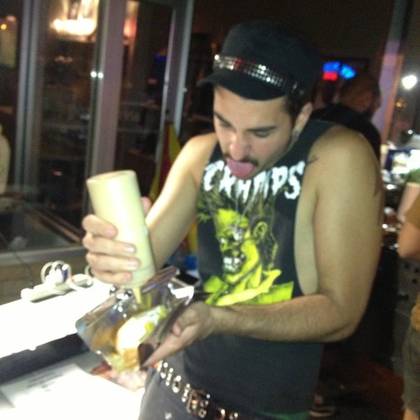 10/13/2013にDestin D.がThe Vegan Hotdog Cart!で撮った写真