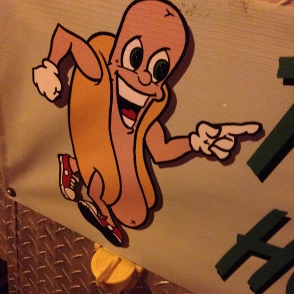 6/13/2014にDestin D.がThe Vegan Hotdog Cart!で撮った写真