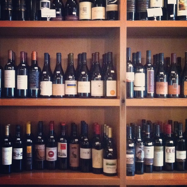 Portland Bottle Shop Wine Bar in SellwoodMoreland