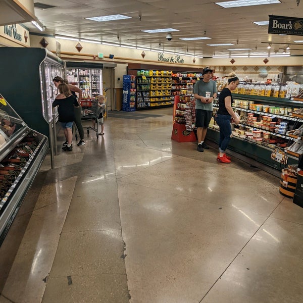 King Soopers Grocery Store in Aurora