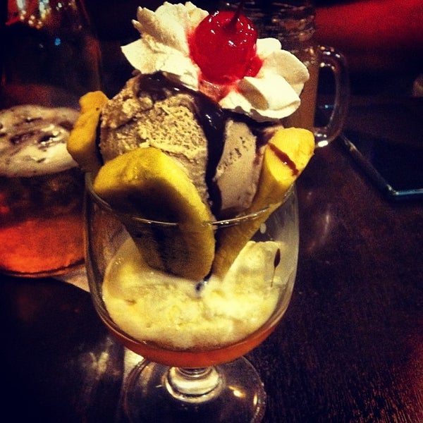 Quan Ice Cream & Coffee House Café in Desa Pandan