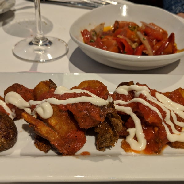4/28/2019 tarihinde Rob D.ziyaretçi tarafından Barcelona Restaurant &amp; Bar'de çekilen fotoğraf