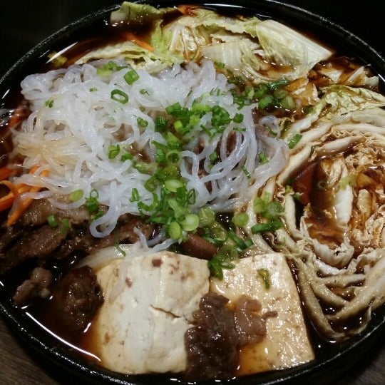 Снимок сделан в Zenshin Asian Restaurant пользователем Gale A. 9/20/2014