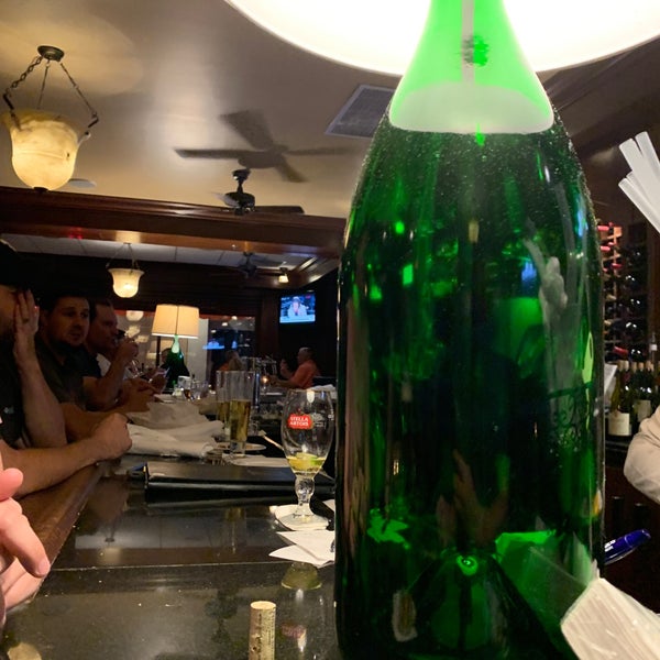 6/21/2019 tarihinde Rainmanziyaretçi tarafından Dickie Brennan&#39;s Steakhouse'de çekilen fotoğraf