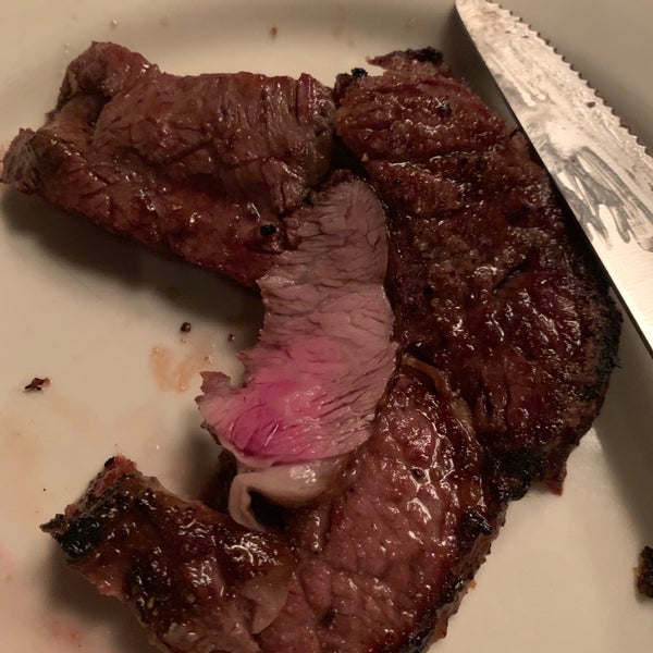 Foto scattata a Chama Gaúcha Brazilian Steakhouse - Houston da Rainman il 7/19/2019