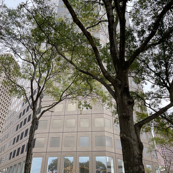 Three allen Center Parking Garage - Parking