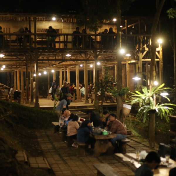 Photos at 372 Kopi Kolmas Kabuci Cipageran Kolonel Masturi