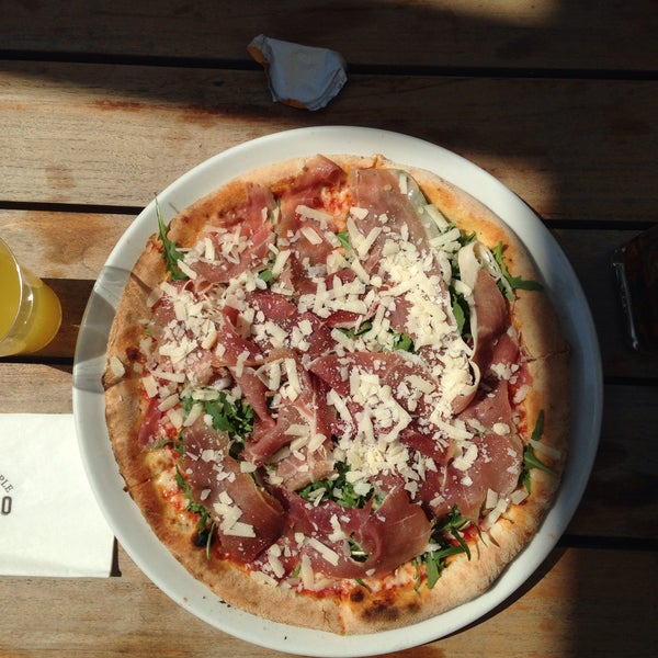 5/10/2017 tarihinde Tatiana D.ziyaretçi tarafından Del Popolo Pizza'de çekilen fotoğraf