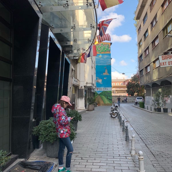 Das Foto wurde bei Orka Royal Hotel Istanbul von Dana A. am 11/4/2018 aufgenommen