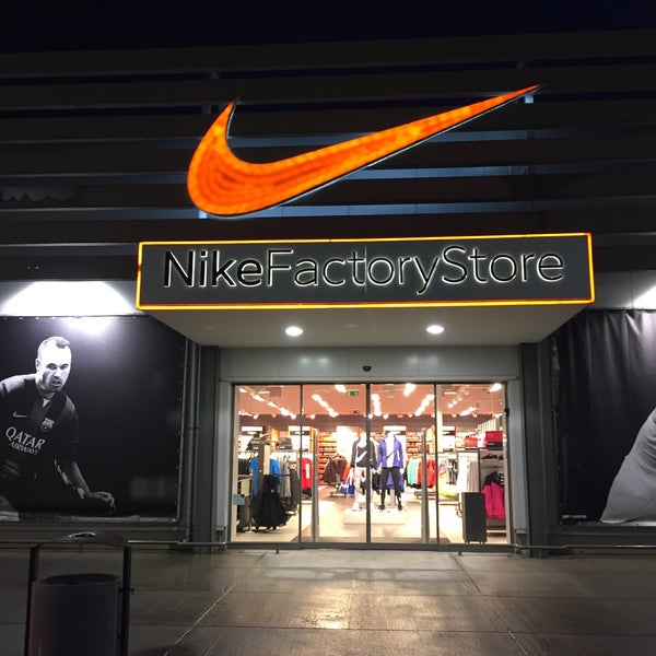 Nike clearance store xanthi