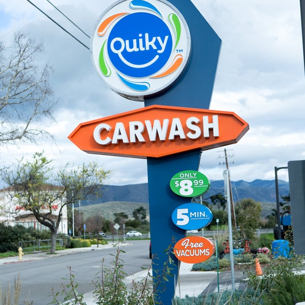 1/25/2017 tarihinde Quiky Car Washziyaretçi tarafından Quiky Car Wash'de çekilen fotoğraf