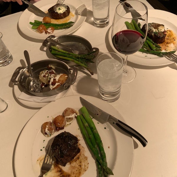 Photo taken at Delmonico Steakhouse by Dan M. on 3/20/2019