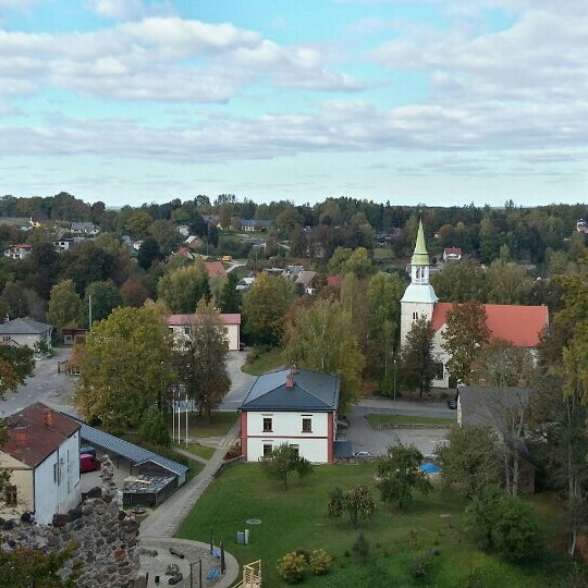 Рауна латвия