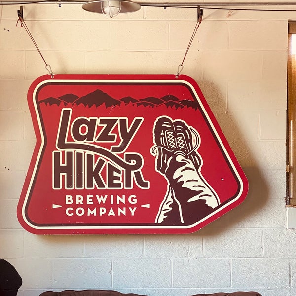 Photo taken at Lazy Hiker Brewing Co. by Danny R. on 4/7/2021