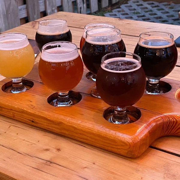 Photo taken at Terminal Brew House by Danny R. on 12/27/2019