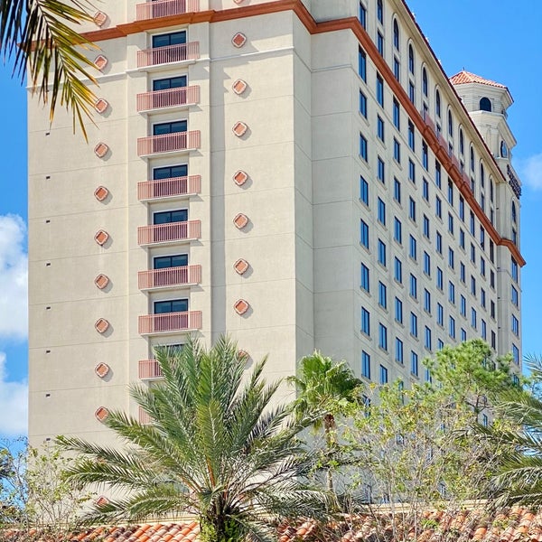 Снимок сделан в DoubleTree by Hilton Hotel Orlando at SeaWorld пользователем Danny R. 10/24/2020