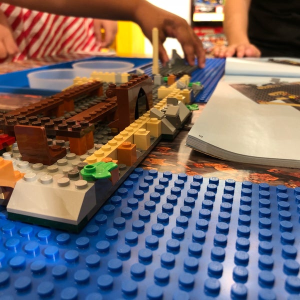 lego tienda parquesur