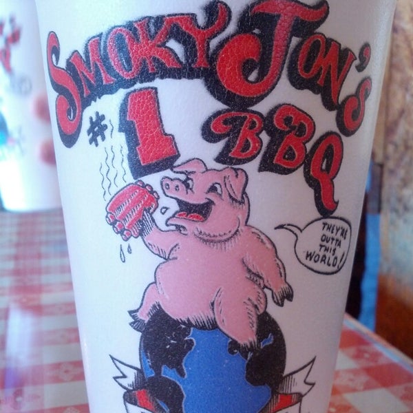 4/8/2014にJoe Z.がSMOKY JON’S #1 BBQで撮った写真